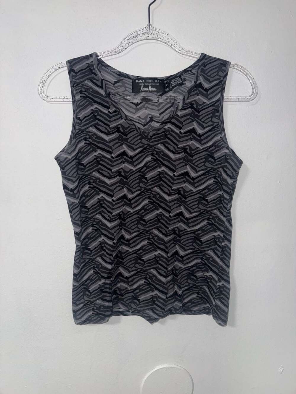 Dana Buchman Tank Top Size S Zigzag Print